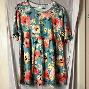 Southern stitch floral baby doll shirt 🌼🌸